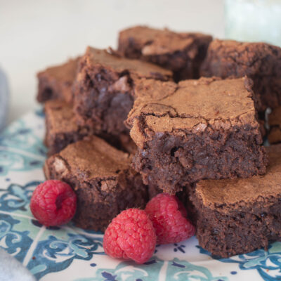 Easy Brownies from Scratch - Best Brownies from Scratch - How to Make Brownies for Beginners - Brownie Recipe with Cocoa Powder - Chocolate Chip Brownies - Homemade Brownies from Scratch - How to Make Brownies from Scratch